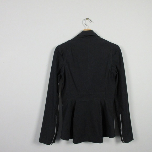 Lululemon Asymmetrical Zip Jacket Women Black Pockets 4 S Outdoor Athleisure 538 - Picture 2 of 10